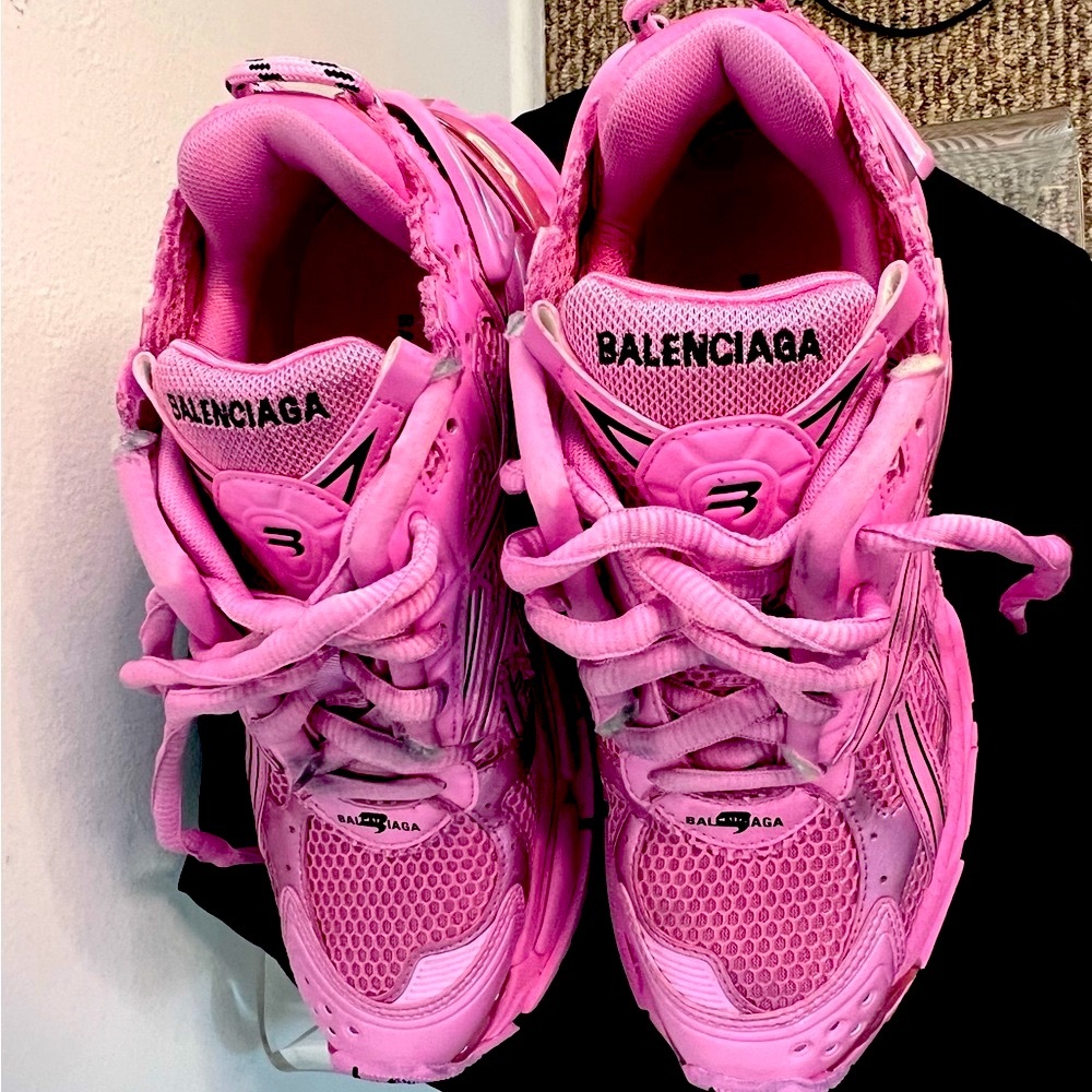 BALENCIAGA PINK SHOES - Brand new!